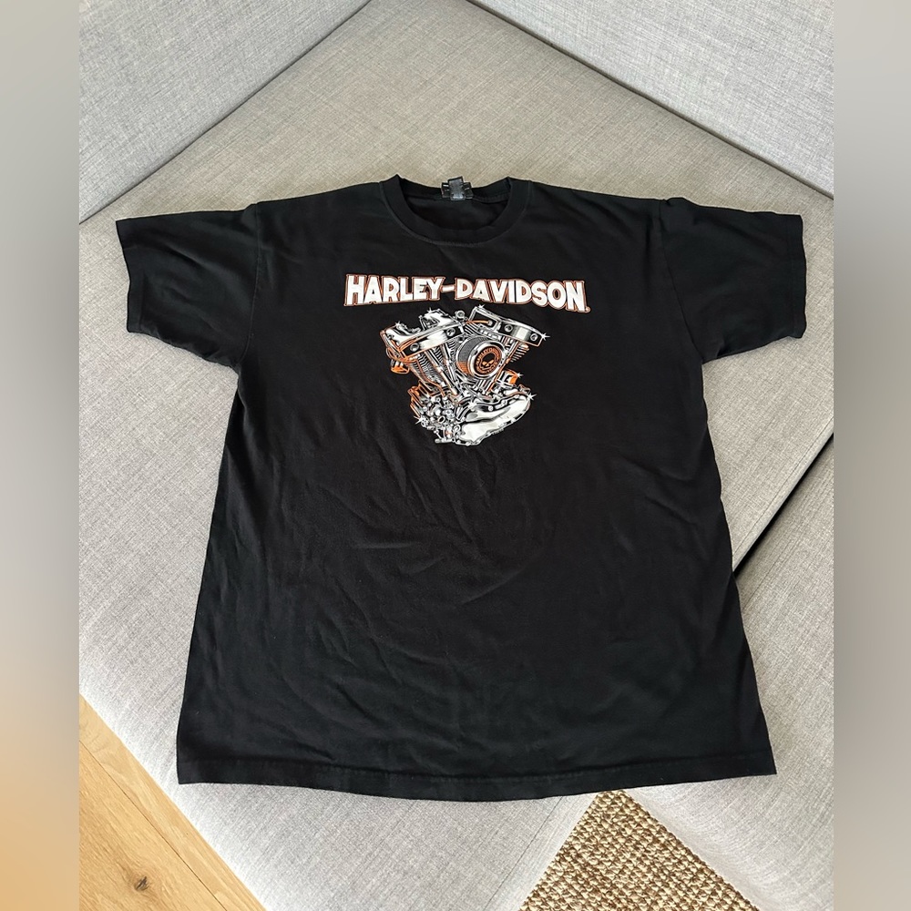 Harley Davidson black tee